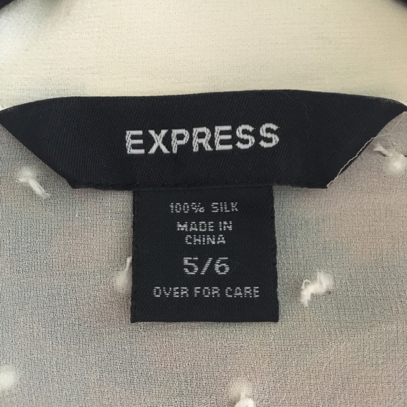 Ivory pearl button up delicate vintage elegant top - Picture 4 of 4